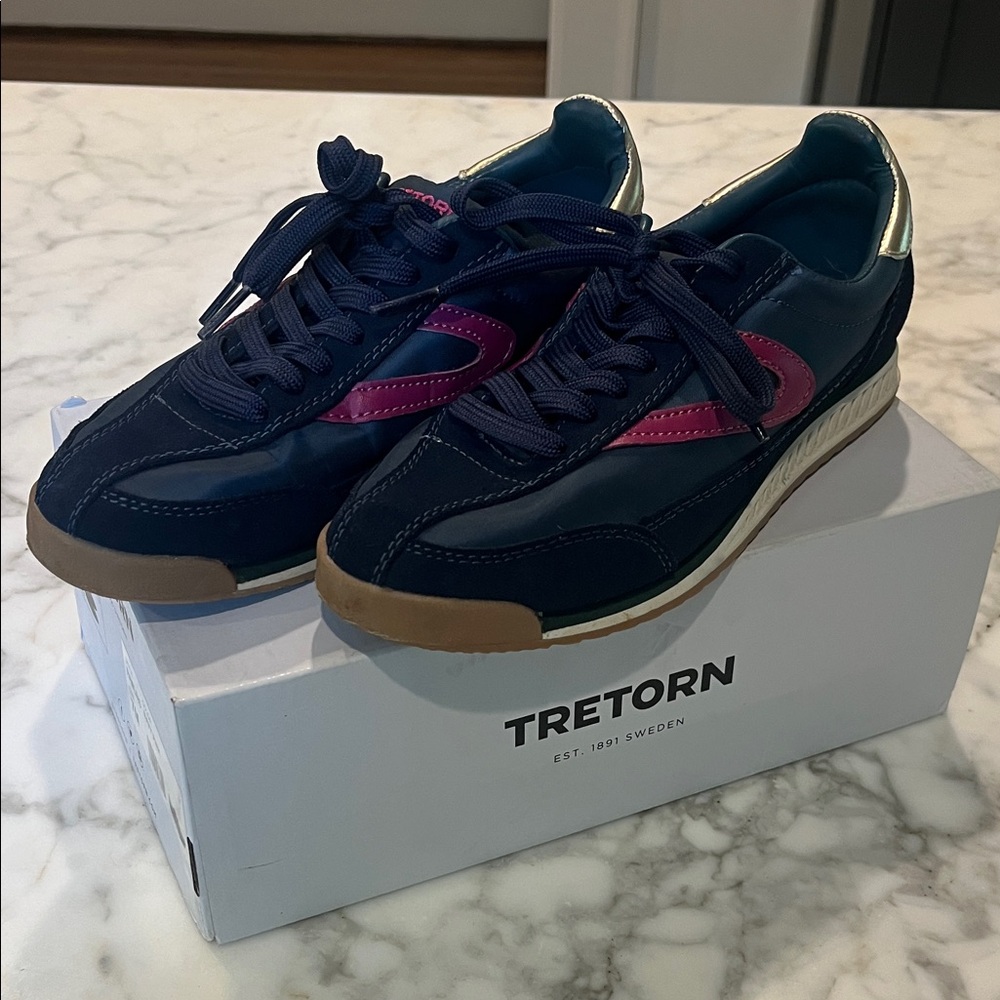 Tretorn Navy Sneakers with Pink Accent and Metallic Heel